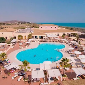 Sikania Eco 4*, Ликата Италия
